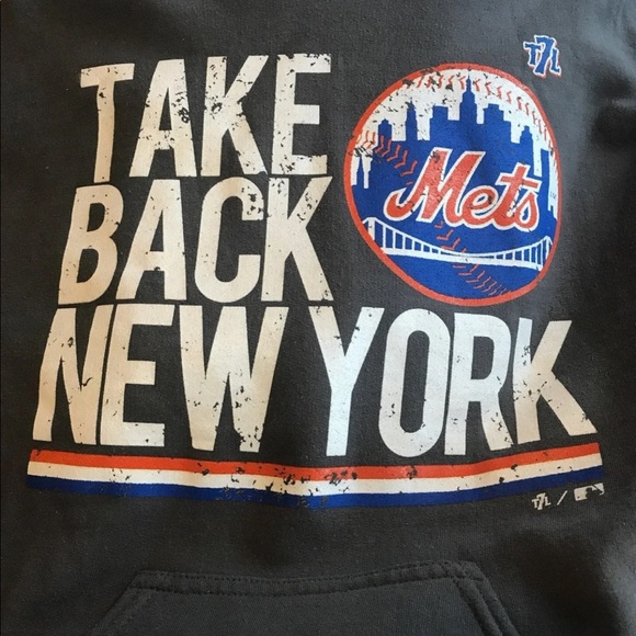 The 7 Line Hoodie - Picture 3 of 6
